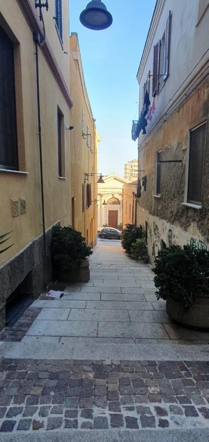 VSG25 apartment centralissimo di design Cagliari Esterno foto